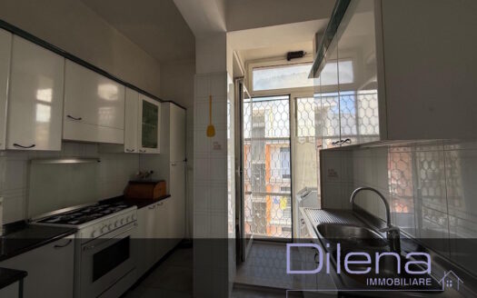 APPARTAMENTO 5 VANI ZONA VIA PARISI RIF. 466