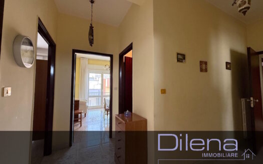 APPARTAMENTO 5 VANI ZONA VIA PARISI RIF. 466