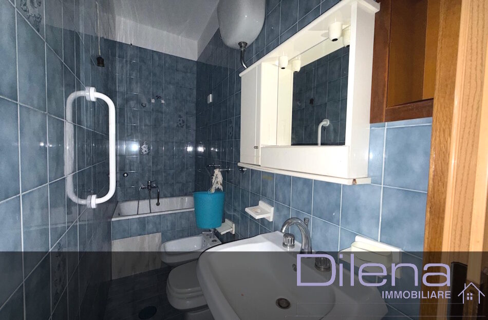 BAGNO CON VASCA
