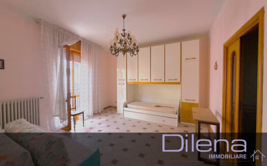 APPARTAMENTO 6 VANI ZONA VIA PIETRO COLLETTA RIF. 464